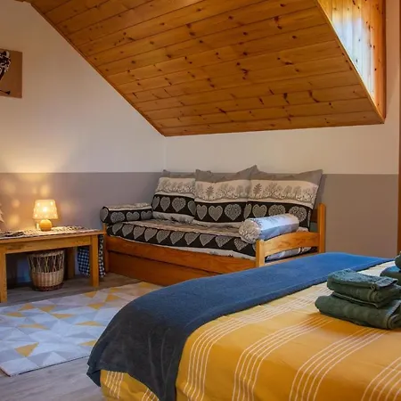 Les Garianes Guest house *